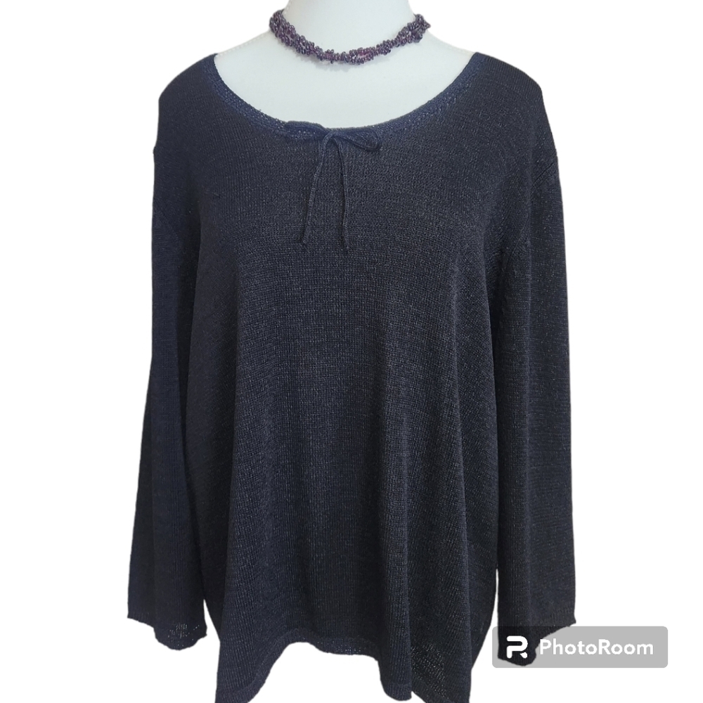Josephine chaus women clown neck size 1 in black color top